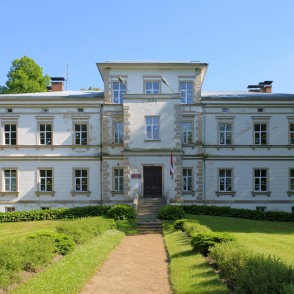 Palsmanes muižas pils Palsmanes muižas pils