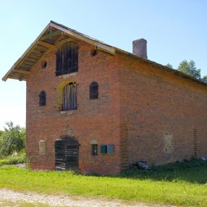 Jaunsaules muižas saimniecības ēka Jaunsaules muižas saimniecības ēka