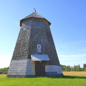 Ķiru koka vējdzirnavas Ķiru koka vējdzirnavas