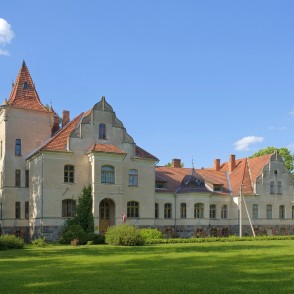 Mēru muižas kungu māja Mēru muižas kungu māja