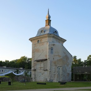 Valmiermuižas tornis Valmiermuižas tornis