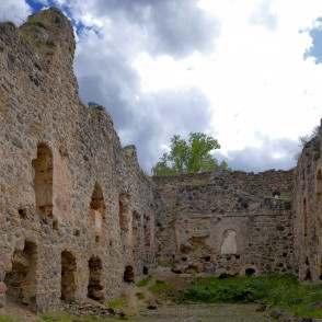 Raunas pilsdrupas Raunas pilsdrupas