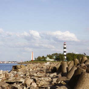 Daugavgrīvas mols Daugavgrīvas mols