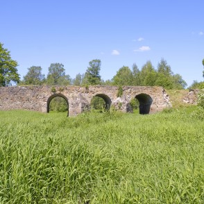 Mūra tilts pār Vesetu Mūra tilts pār Vesetu