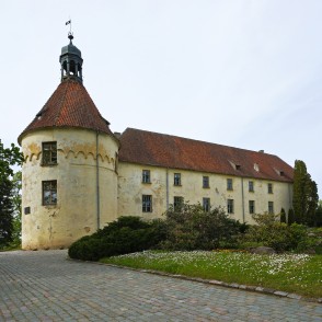 Jaunpils pils Jaunpils pils