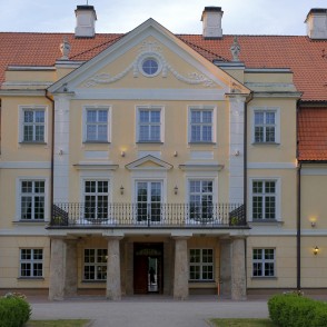 Mālpils muiža - klasicisma arhitektūras piemineklis Mālpils muiža - klasicisma arhitektūras piemineklis