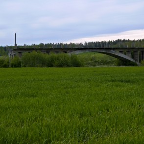 Dzelzceļa tilts - Tilts uz nekurieni Dzelzceļa tilts - Tilts uz nekurieni