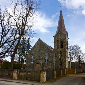 Pļaviņu Sv. Pētera luterāņu baznīca Pļaviņu Sv. Pētera luterāņu baznīca