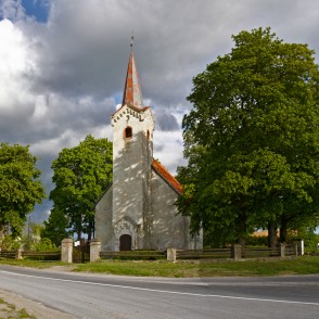 Strazdes luterāņu baznīca Strazdes luterāņu baznīca