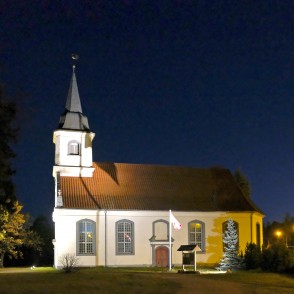 Ādažu (Baltezera) evaņģēliski luteriskā baznīca Ādažu (Baltezera) evaņģēliski luteriskā baznīca