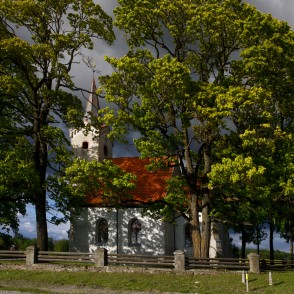 Strazdes luterāņu baznīca Strazdes luterāņu baznīca