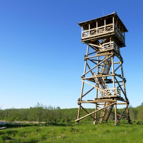 Skatu tornis pie Cieceres ezera Skatu tornis pie Cieceres ezera