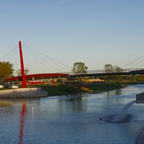 Driksas promenāde un Mītavas tilts Driksas promenāde un Mītavas tilts