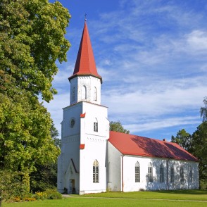 Skujenes luterāņu baznīca Skujenes luterāņu baznīca