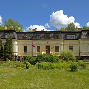 Reņģes (Rubas) muižas pils Reņģes (Rubas) muižas pils