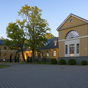 Skrundas muižas pils Skrundas muižas pils