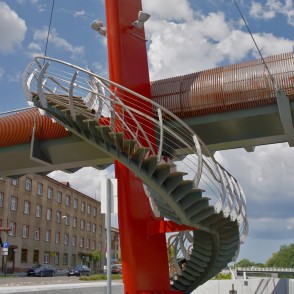 Vītņkāpnes uz Mītavas tilta Vītņkāpnes uz Mītavas tilta