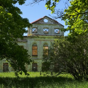 Lustes pilsdrupas Lustes pilsdrupas