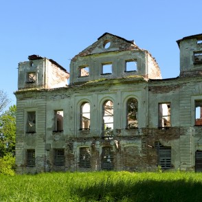 Lustes pilsdrupas Lustes pilsdrupas