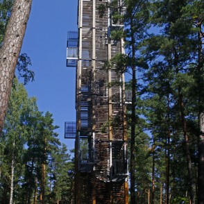Dzintaru mežaparka skatu tornis Dzintaru mežaparka skatu tornis