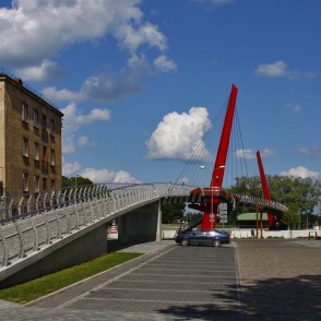 Mītavas tilts no pilsētas puses Mītavas tilts no pilsētas puses