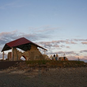 Ikšķiles baznīcas drupas uz Sv. Meinarda salas Ikšķiles baznīcas drupas uz Sv. Meinarda salas