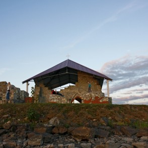 Sv. Meinarda baznīcas drupas Sv. Meinarda baznīcas drupas