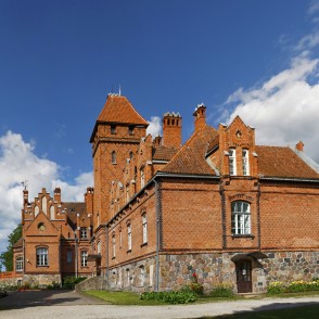 Jaunmoku muižas apbūve ar parku Jaunmoku muižas apbūve ar parku