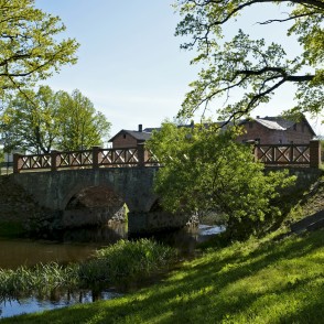 Mūra tilts pār Auces upi Bēnē Mūra tilts pār Auces upi Bēnē