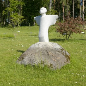 Priekuļu Dūdieviņa skulptūra Priekuļu Dūdieviņa skulptūra