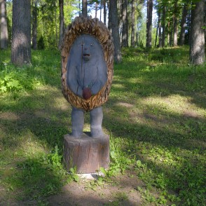 Koka skulptūras Priekuļu Saules parkā Koka skulptūras Priekuļu Saules parkā