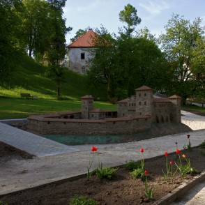 Bruņinieku pils makets, Kandava Bruņinieku pils makets, Kandava