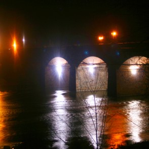 Kuldīgas tilts naktī Kuldīgas tilts naktī