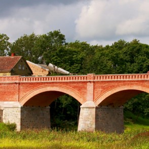 Kuldīgas velvju tilts Kuldīgas velvju tilts