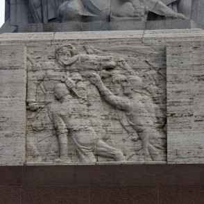 Cilnis “Latvju tauta – dziedātāja” (Brīvības piemineklis) Cilnis “Latvju tauta – dziedātāja” (Brīvības piemineklis)