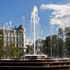 Strūklaka Kronvalda parkā Strūklaka Kronvalda parkā