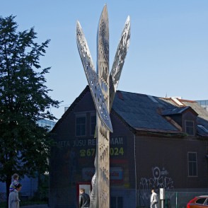 Skulptūra Laivas - Ģirts Burvis Skulptūra Laivas - Ģirts Burvis