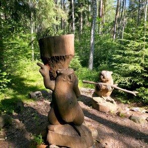 Bebru skulptūras Cīravas mežaparkā Bebru skulptūras Cīravas mežaparkā