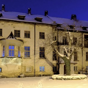 Dundagas pils pagalms naktī Dundagas pils pagalms naktī