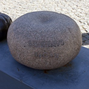 Tēlnieka Gļeba Panteļejeva veidotā svaru ekspozīcija Tēlnieka Gļeba Panteļejeva veidotā svaru ekspozīcija