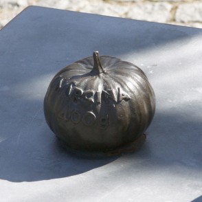 Tēlnieka Gļeba Panteļejeva veidotā svaru ekspozīcija Tēlnieka Gļeba Panteļejeva veidotā svaru ekspozīcija