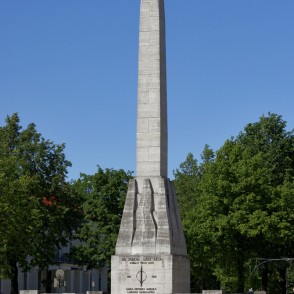 Uzvaras piemineklis Cēsīs Uzvaras piemineklis Cēsīs