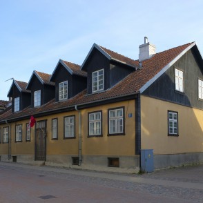 Jelgavas iela 17, Kuldīga Jelgavas iela 17, Kuldīga