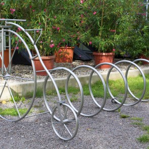 The bicycle parking near Conservatory of the National Botanic Garden The bicycle parking near Conservatory of the National Botanic Garden