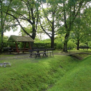 Picnic area in the National Botanic Garden Picnic area in the National Botanic Garden