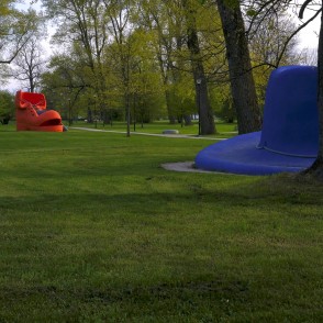 Skulptūra "Lutauša cepure" un "Lutauša zābaks" Skulptūra "Lutauša cepure" un "Lutauša zābaks"