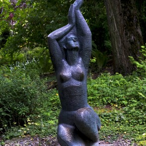 Jāņa Zariņa skulptūra "Rīts" (Bastejkalns) Jāņa Zariņa skulptūra "Rīts" (Bastejkalns)