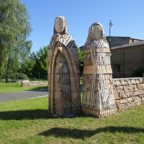 Piemiņas memoriāls „Sinagogas dārzs” Piemiņas memoriāls „Sinagogas dārzs”