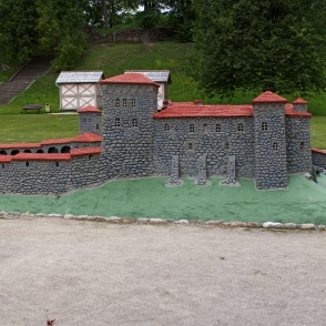 Bruņinieku pils makets, Kandava Bruņinieku pils makets, Kandava