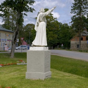 Dekoratīva skulptūra "Tautumeita", Lizums Dekoratīva skulptūra "Tautumeita", Lizums